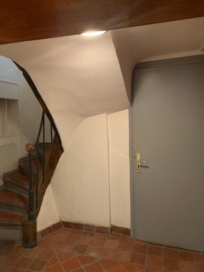 פריז Louvre St Germain Rue Verneuil מראה חיצוני תמונה